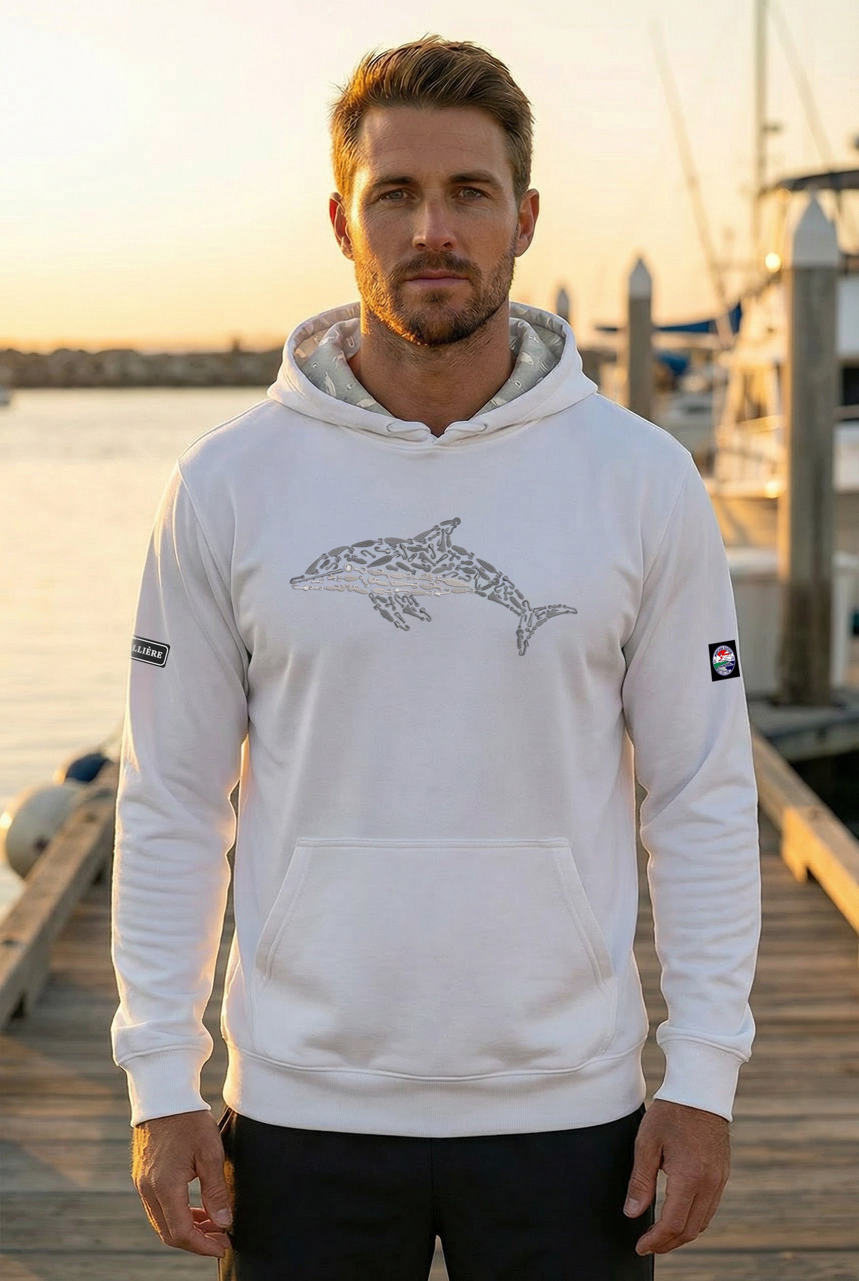 MONTAUK EDITION GRAPHIC PRINT - DOLPHIN